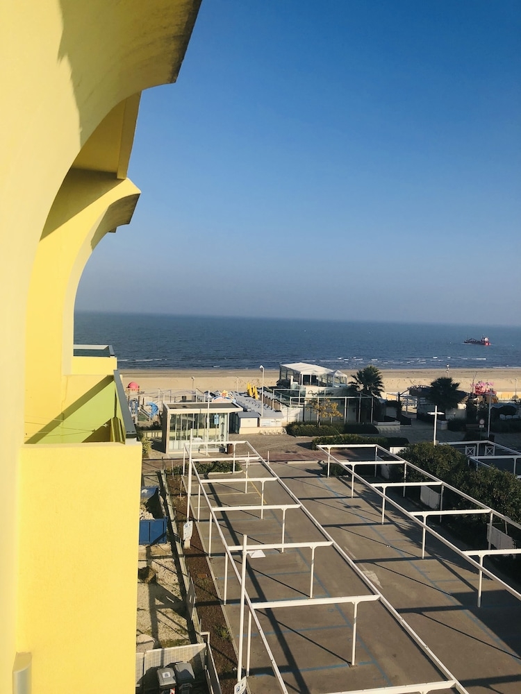 숙박 시설의 전망