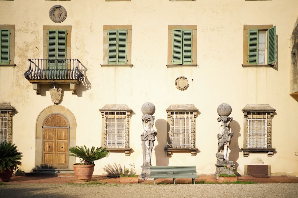 숙박 시설 정면