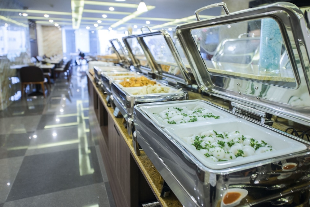 뷔페 아침 식사