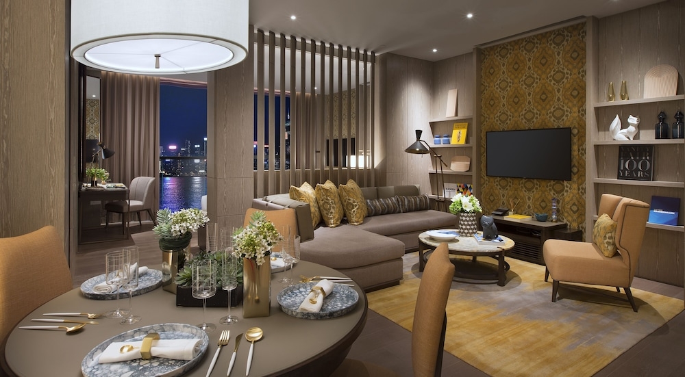 객실 내 식사 공간