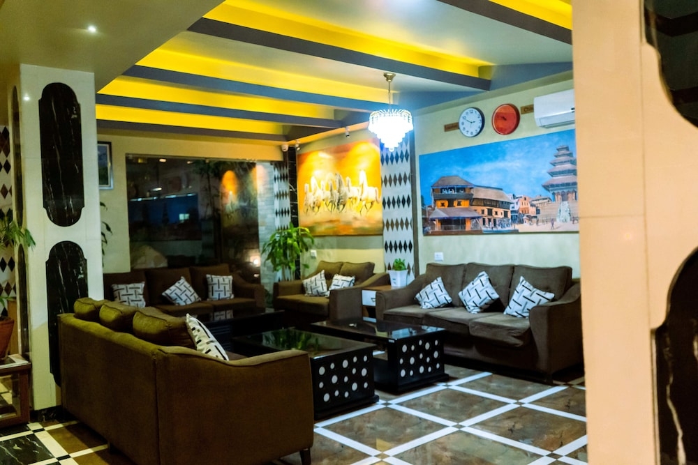 로비 좌석 공간