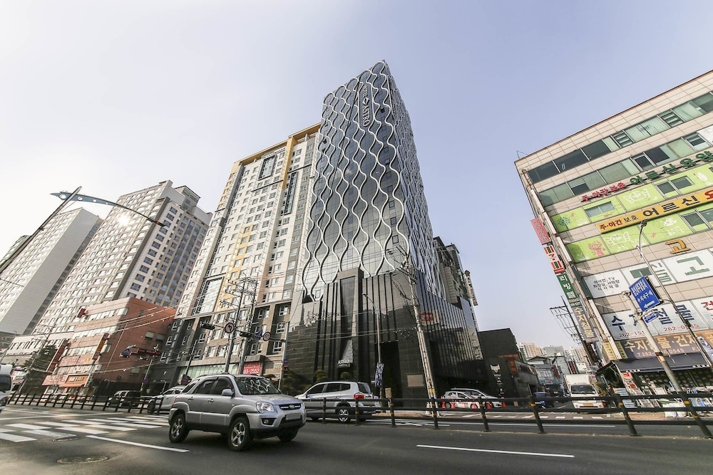 숙박 시설 정면