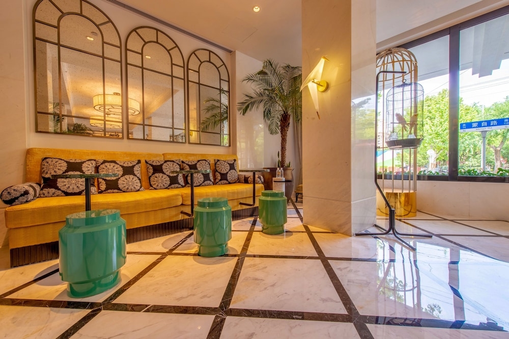 로비 좌석 공간