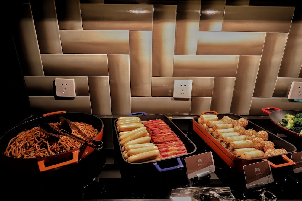 뷔페 아침 식사