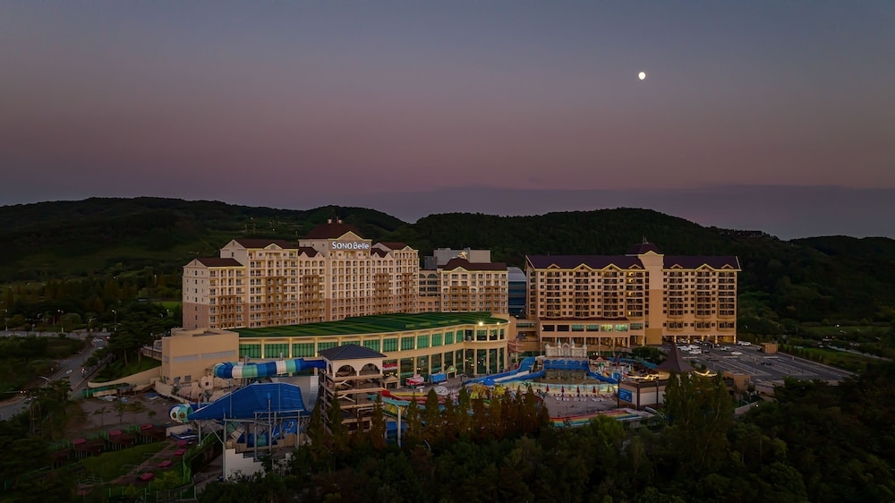 숙박 시설 정면