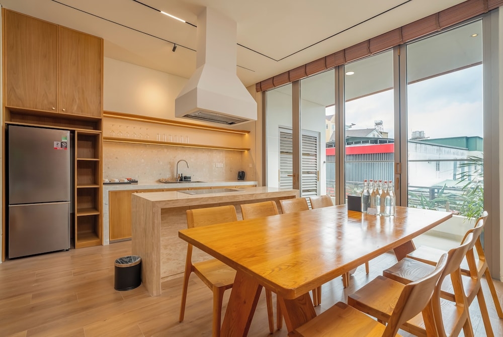 객실 내 식사 공간