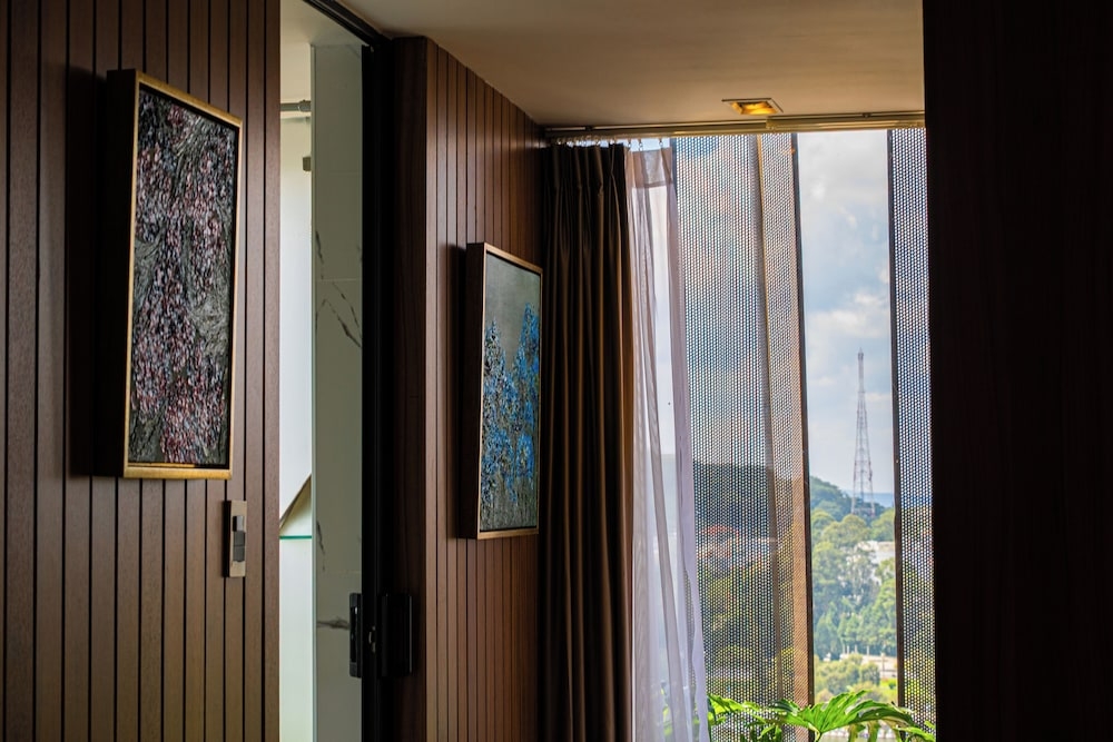 객실 내 식사 공간