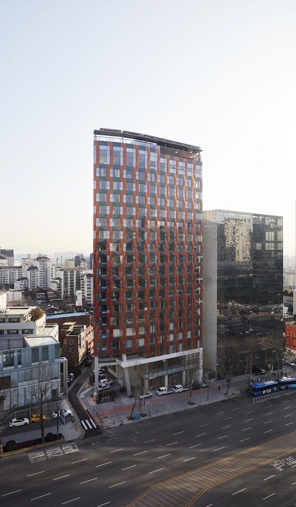 숙박 시설 정면