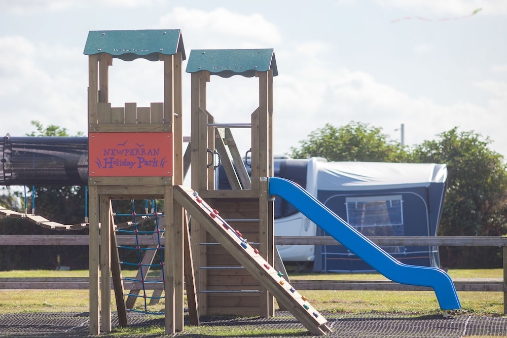 어린이 놀이 공간 - 야외