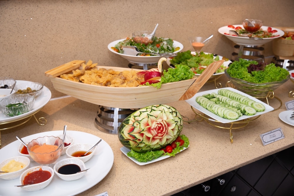 뷔페 아침 식사