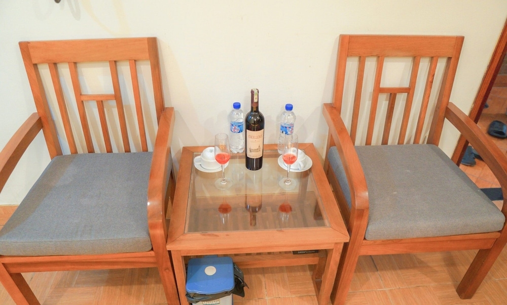 객실 내 식사 공간