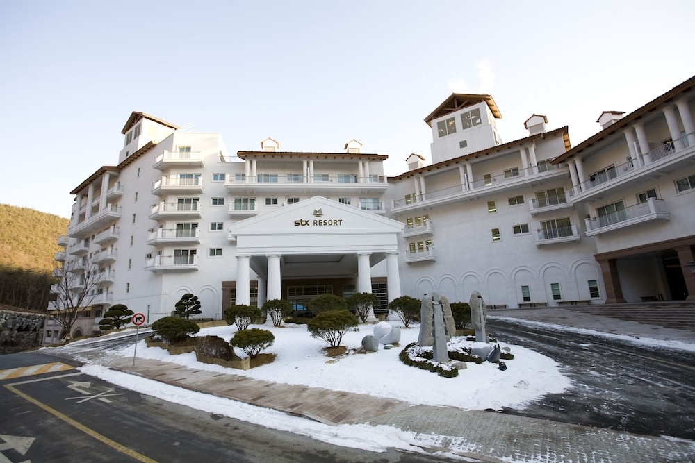 숙박 시설 입구