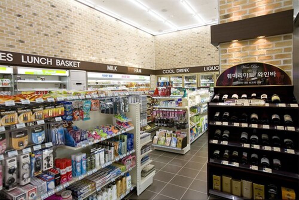 숙박 시설 내 편의 시설/서비스