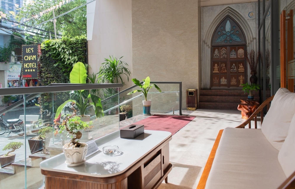 숙박 시설 정면