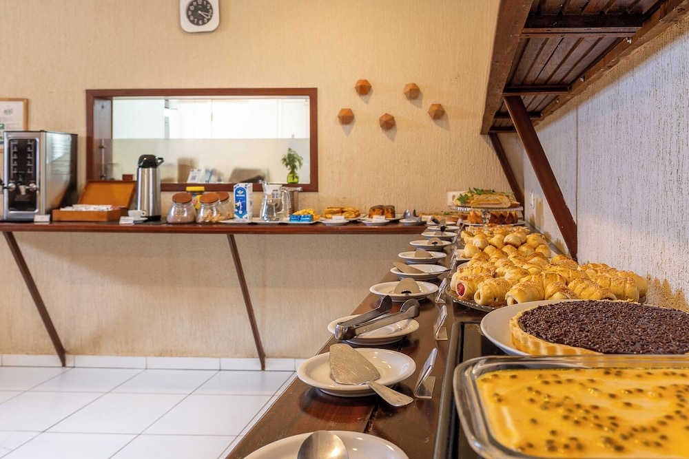 뷔페 아침 식사