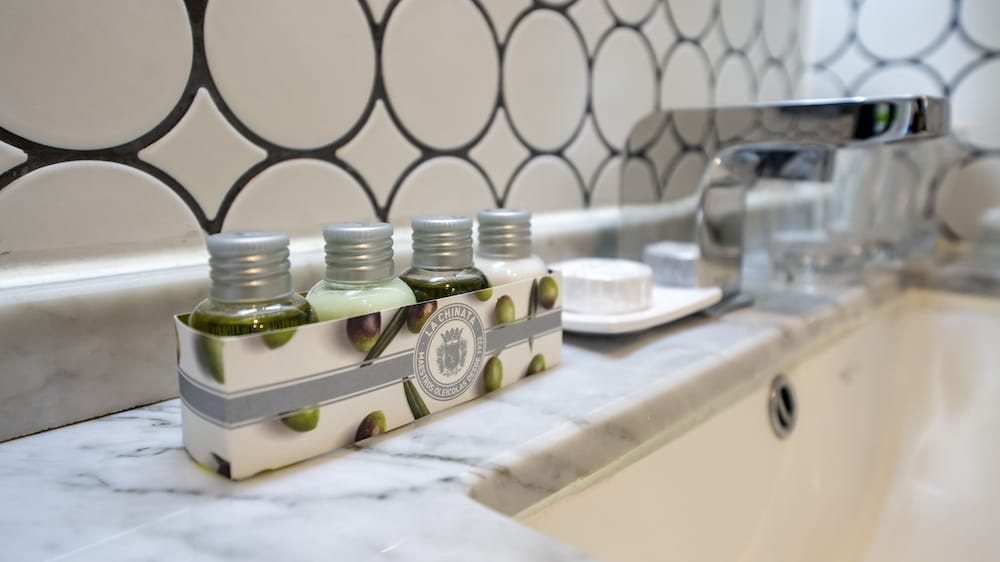 욕실 편의 시설