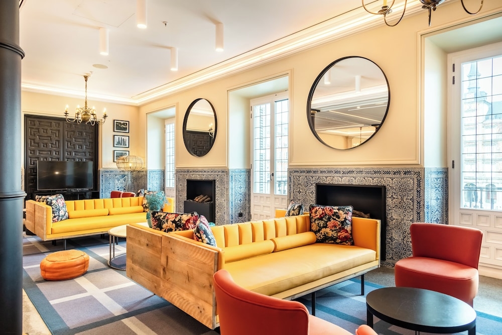 로비 좌석 공간