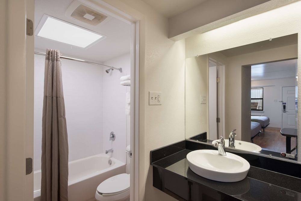 욕실 편의 시설