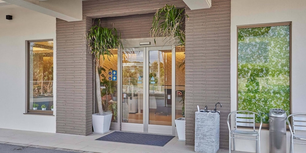 숙박 시설 정면