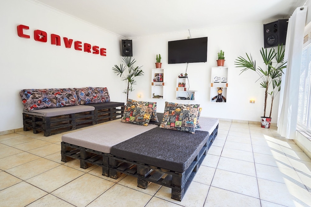 로비 좌석 공간