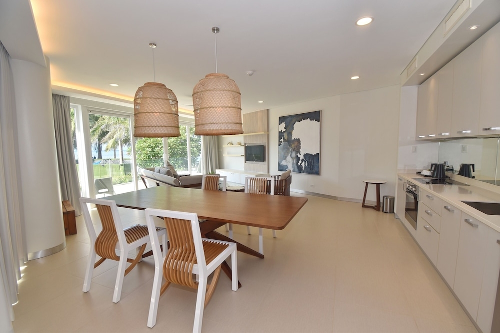 객실 내 식사 공간