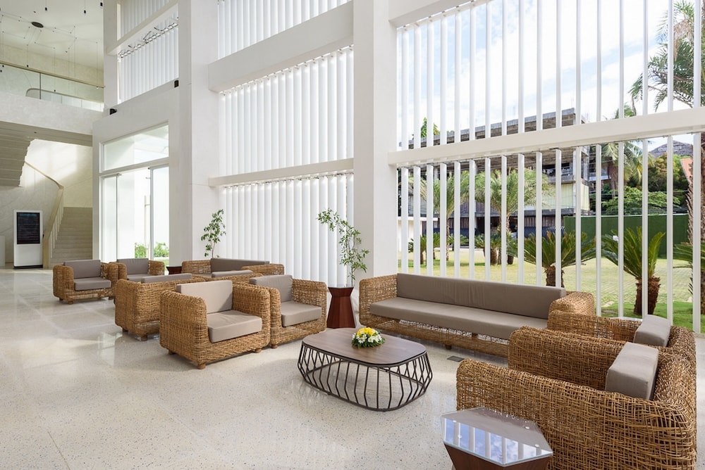 로비 좌석 공간