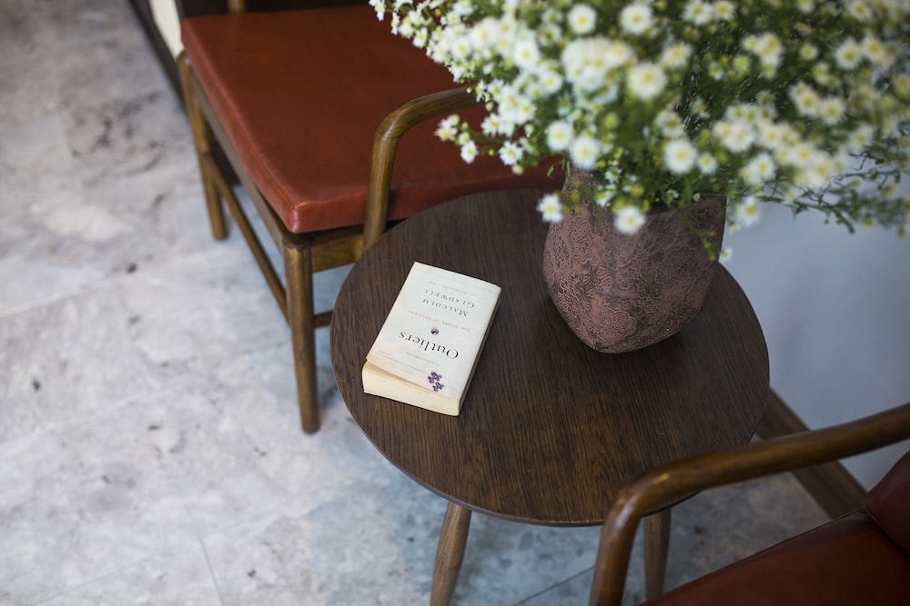 객실 내 식사 공간