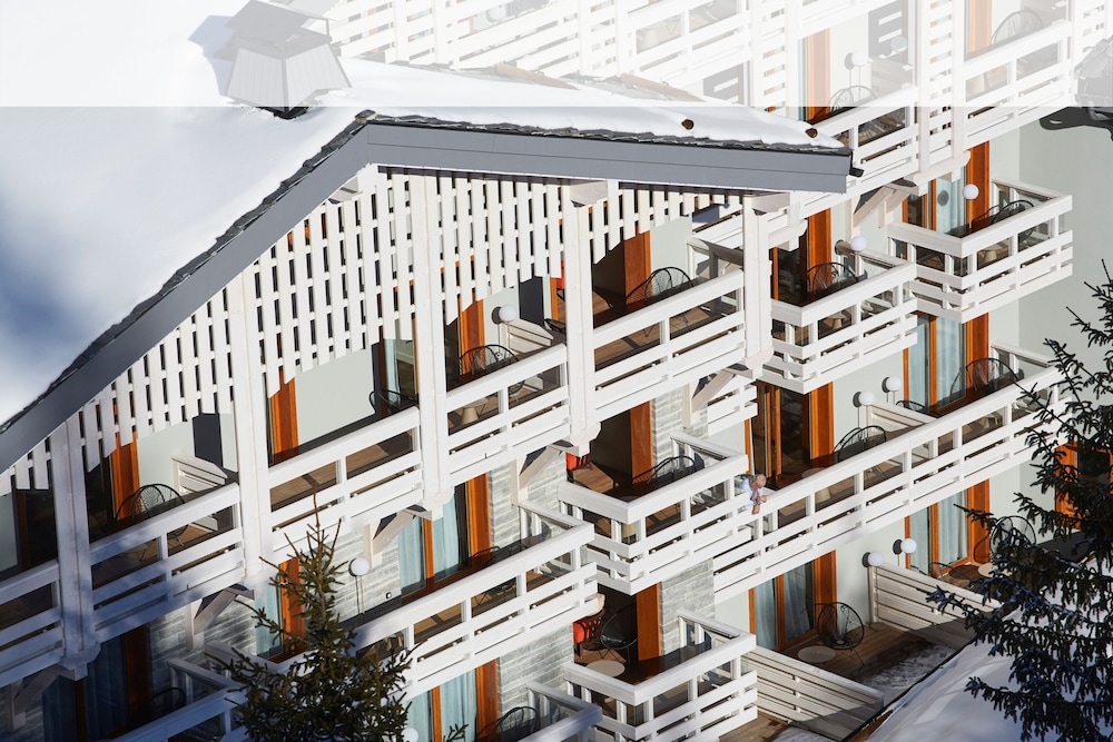 숙박 시설 정면