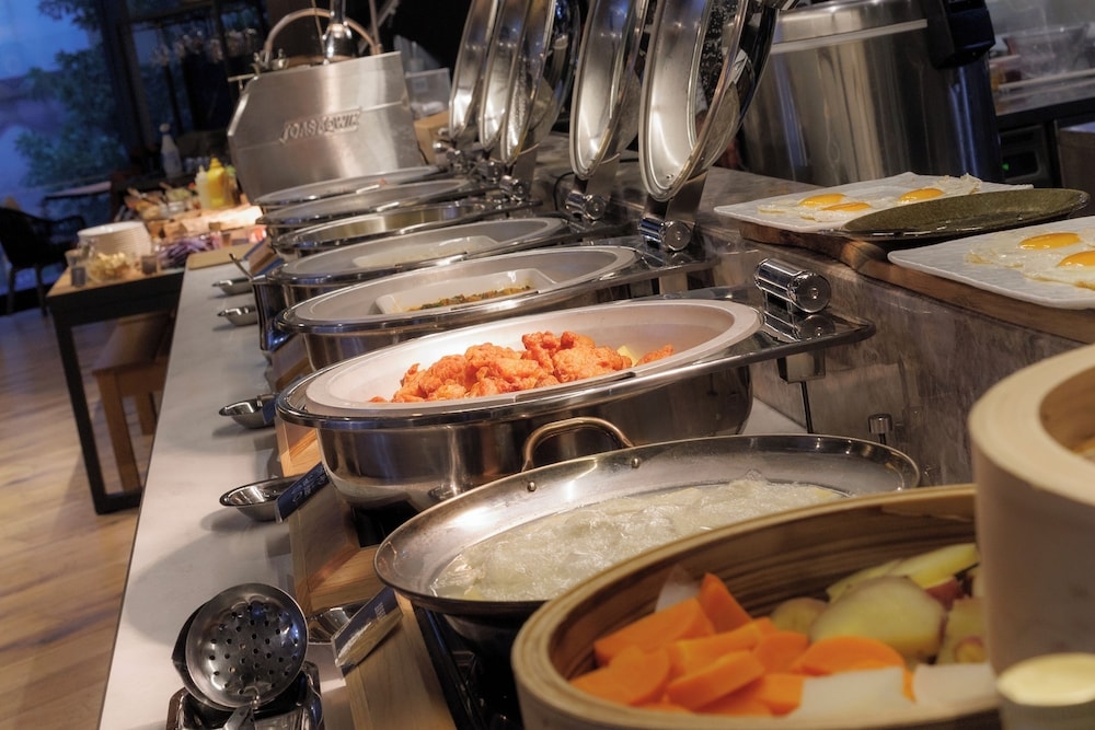 뷔페 아침 식사