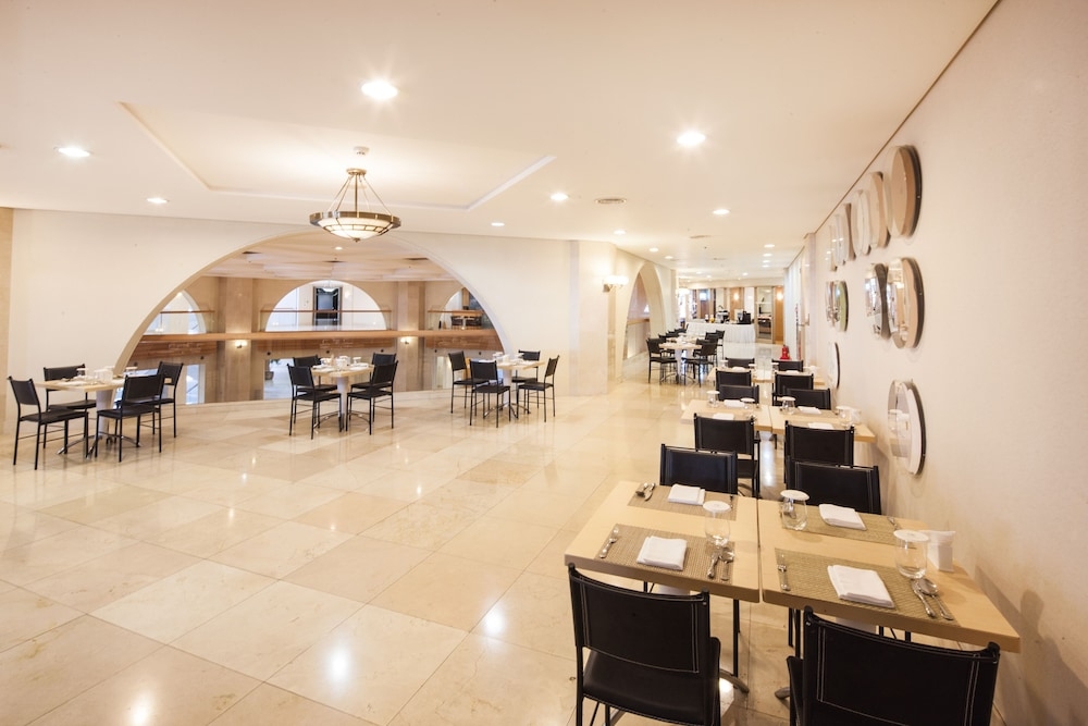 뷔페 아침 식사