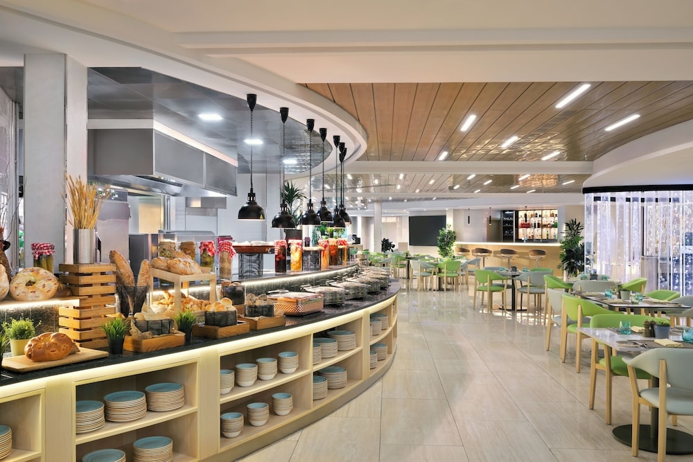 뷔페 아침 식사