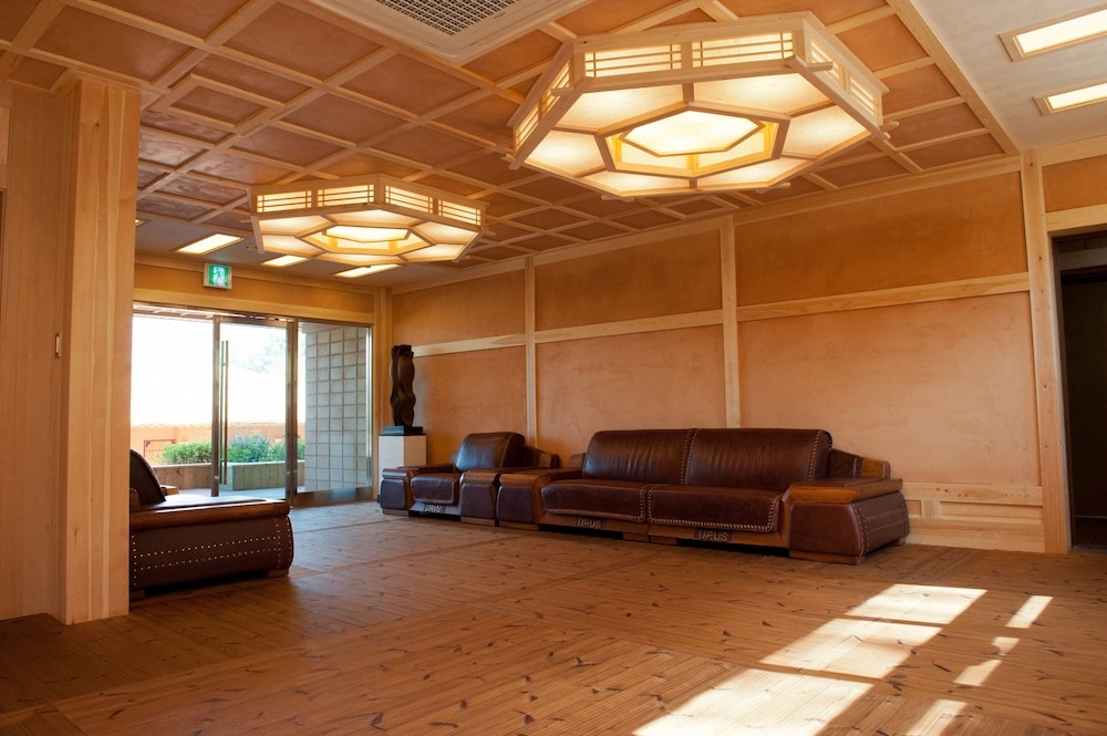 로비 좌석 공간