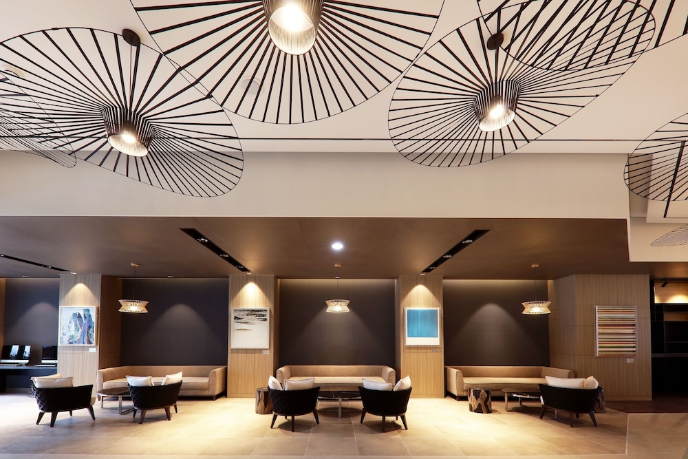 로비 좌석 공간