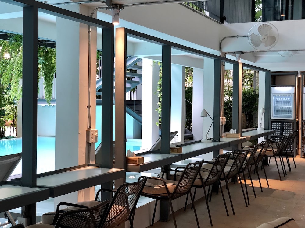 숙박 시설 정면