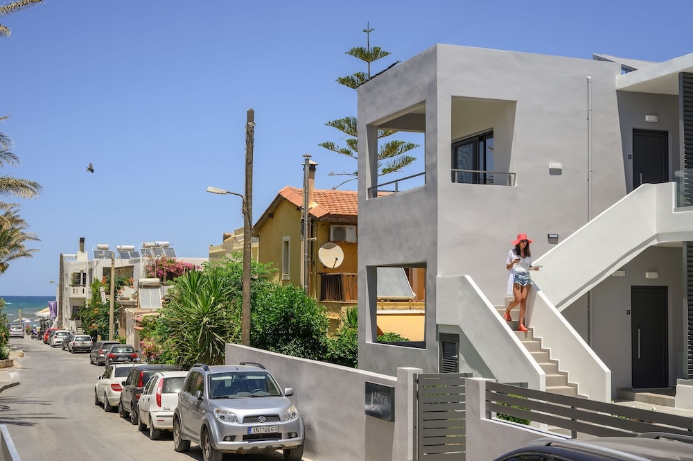 숙박 시설 정면