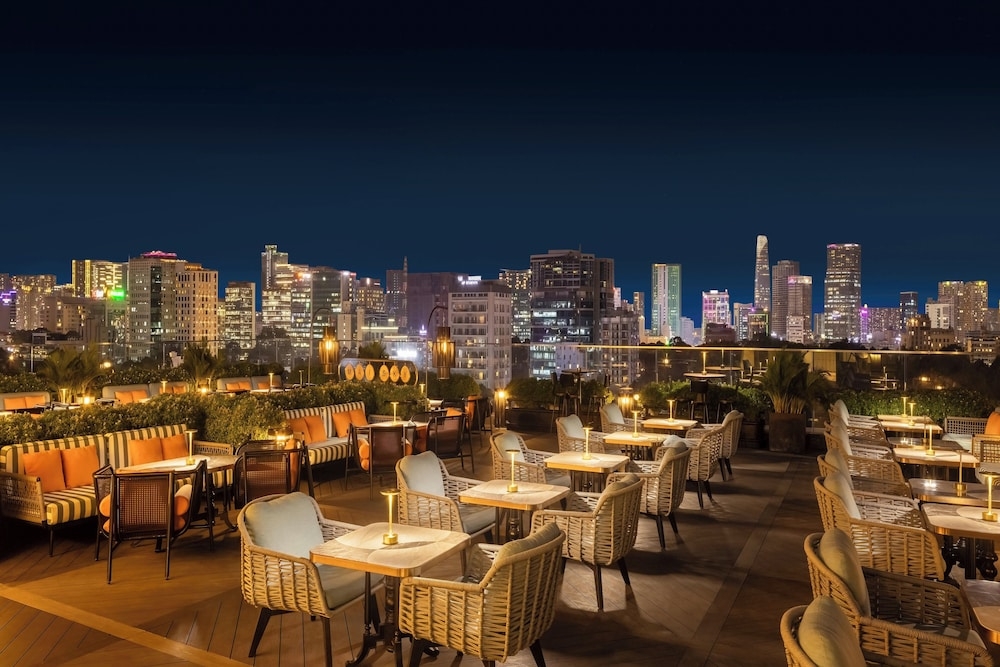 바(숙박 시설 내)