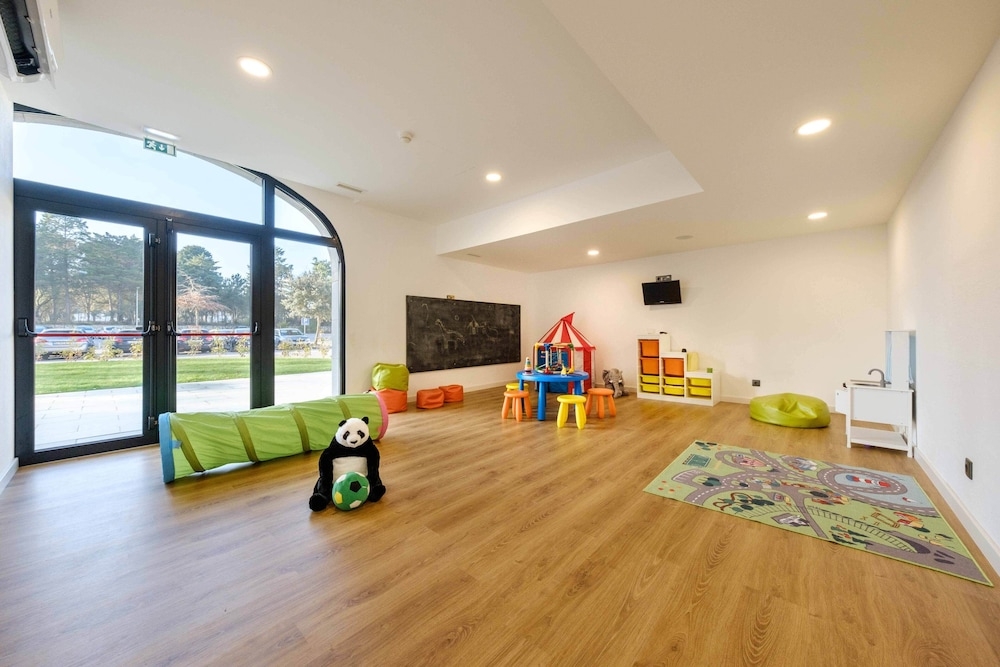 어린이 놀이 공간 - 실내