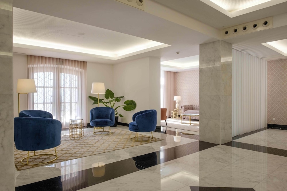 로비 좌석 공간