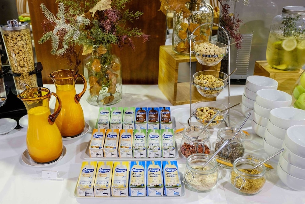 뷔페 아침 식사