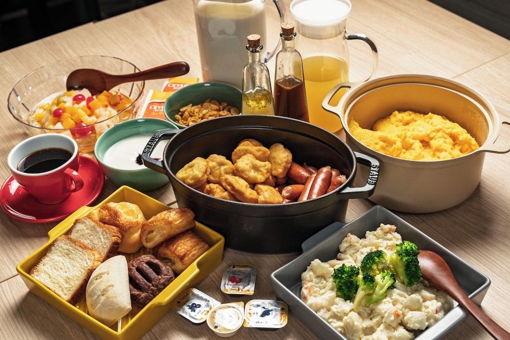 뷔페 아침 식사