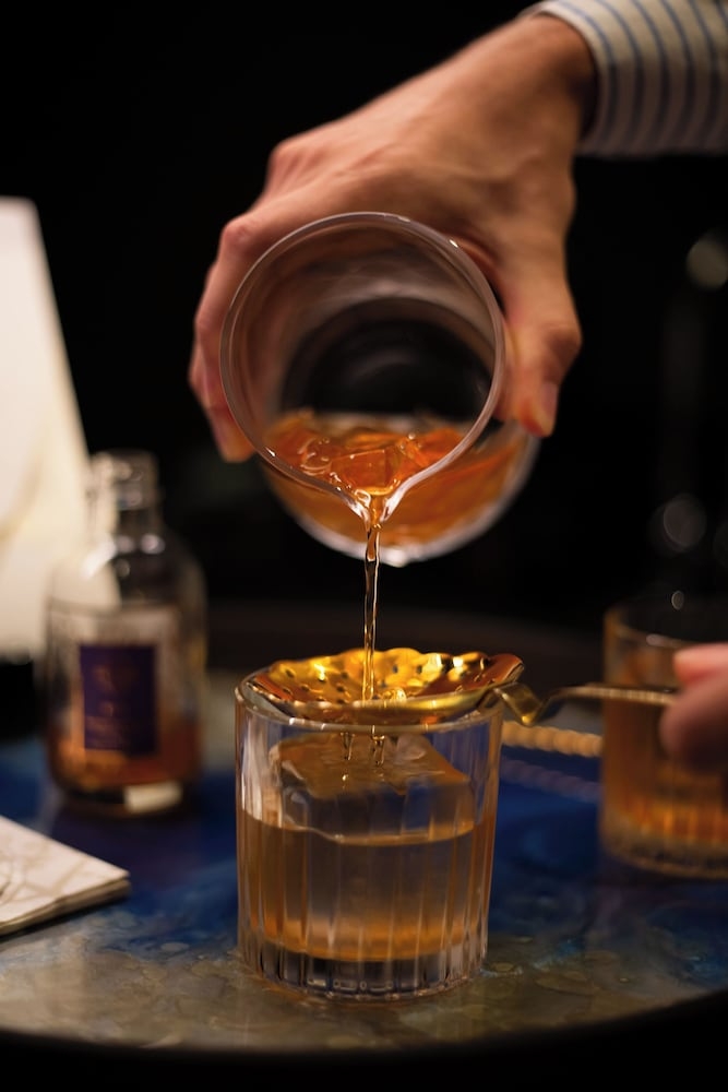 객실 내 식사 공간