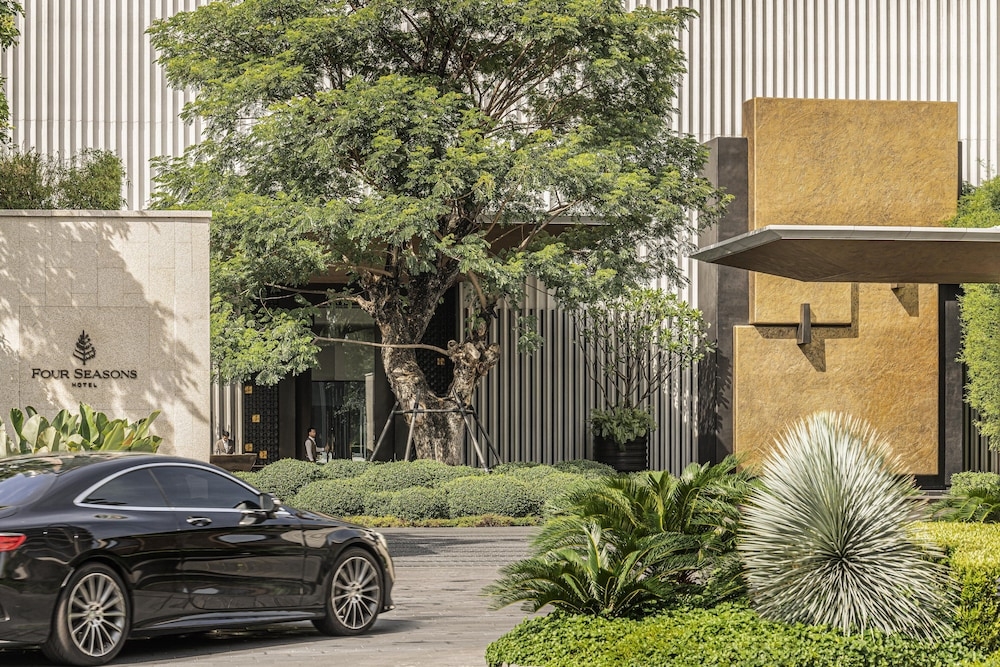 숙박 시설 입구