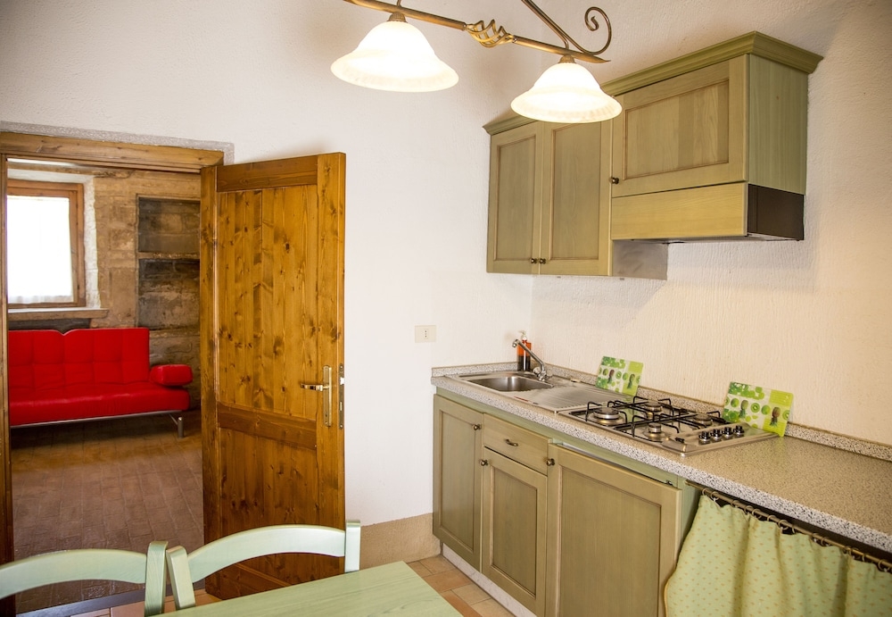 객실 내 식사 공간