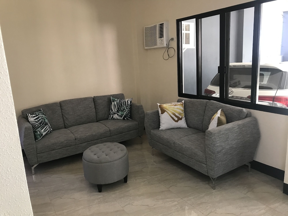 로비 좌석 공간