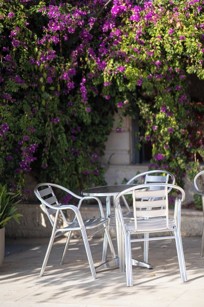 숙박 시설 정면