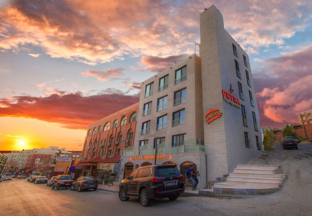 숙박 시설 정면