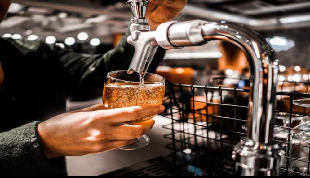 바(숙박 시설 내)