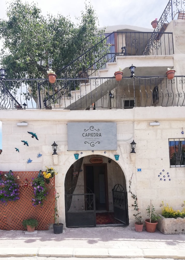 숙박 시설 정면