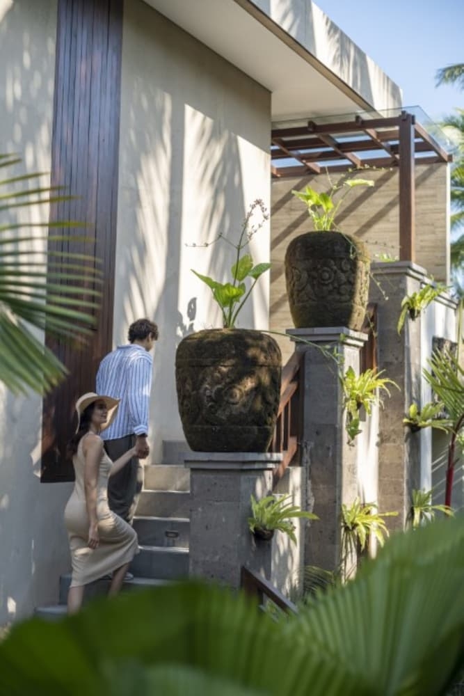 숙박 시설 입구