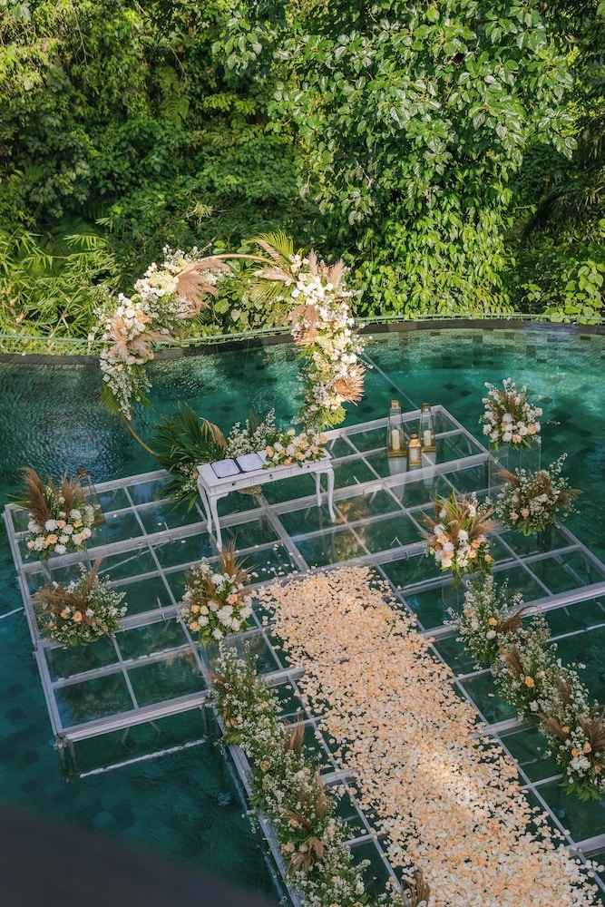 야외 결혼식 공간